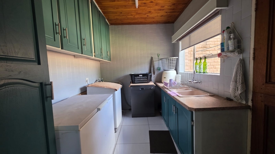 3 Bedroom Property for Sale in Wilkoppies North West
